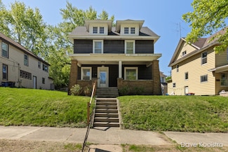 106 Colfax St NE, Grand Rapids, MI 49505