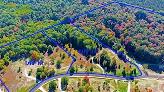 Unit 14 Dockery Rd E, Williamsburg, MI 49690