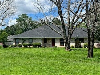 7215 Wendy Dr, Paris, TX 75462