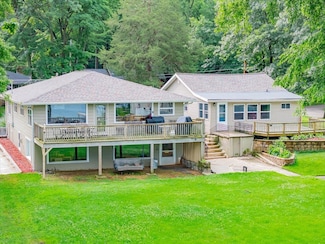 N3755 Tipperary Rd, Poynette, WI 53955