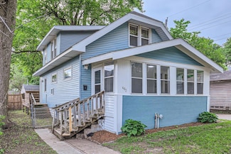 463 Forest St, Saint Paul, MN 55106