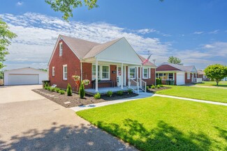 3015 Meadowland Dr, Owensboro, KY 42303