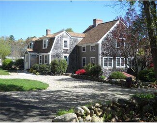 16 Division Rd, North Dartmouth, MA 02748