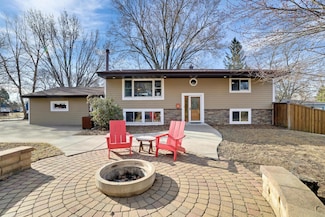 2339 Hand Ave, Saint Paul, MN 55113