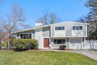 11 Mildred Rd, Newton Center, MA 02459