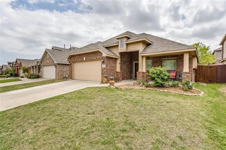532 Darlington Trail, Fort Worth, TX 76131