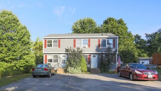 8 Caryn Dr, Saco, ME 04072