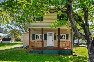 1402 Latrobe Derry Rd, Loyalhanna, PA 15661