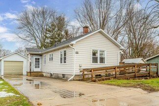 273 E Logan St, Coloma, MI 49038
