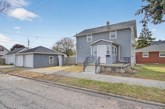 3015 19th St, Racine, WI 53403