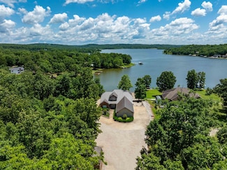 505 E Tri Lakes Dr, Horseshoe Bend, AR 72512