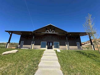 18501 Gold Rd, Bishop Hills, TX 79124
