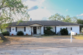 102 Holman Rd, Lake City, TX 78368