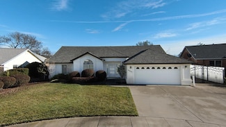 4473 Resting Fawn Ct, Redding, CA 96001