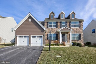 640 Warminster Ln, Lititz, PA 17543