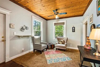 2900 S 8th St, Kansas City, KS 66103