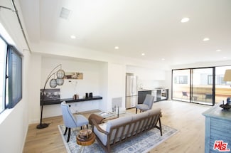 860 S Wilton Place, Los Angeles, CA 90005