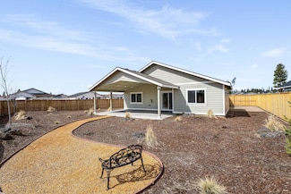 51780 Morning Pine Dr, La Pine, OR 97739