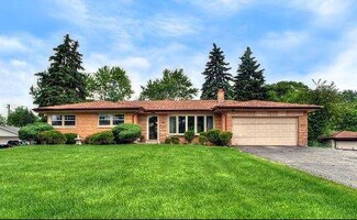 22W120 Glendale Terrace, Medinah, IL 60157