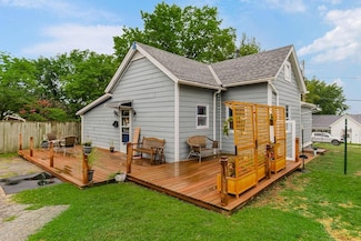 128 W Spring Ave, Bonner Springs, KS 66012