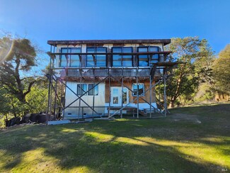 6851 Third Gate Rd, Willits, CA 95490