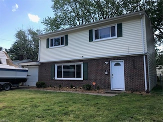 11 Southwind Dr, Hampton, VA 23669