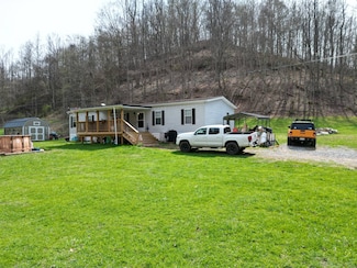 830 Clover Rd, Spencer, WV 25276