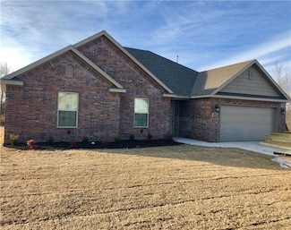 911 Buck Dr, Pea Ridge, AR 72751