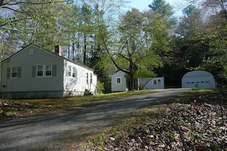 207 Mountfort Rd, North Yarmouth, ME 04097