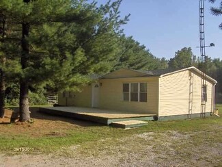 2828 Weckerly Rd, Monclova, OH 43542