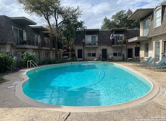 170 de Chantle Rd Unit 205, San Antonio, TX 78201