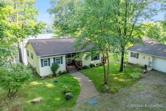 12062 15 Mile Rd, Leroy, MI 49655