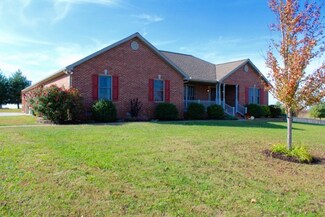 9819 S Joy Ln, Haubstadt, IN 47639