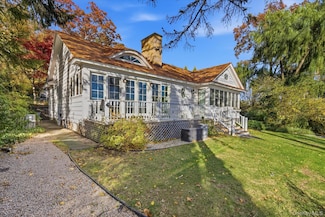 508 Centre Island Rd, Oyster Bay, NY 11771
