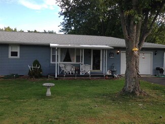 214 W 9th St, Matthews, IN 46957