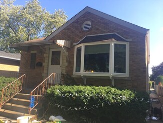 2401 Northgate Ave, Riverside, IL 60546