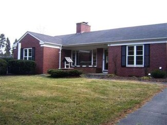 142 W Main St, Georgetown, MA 01833