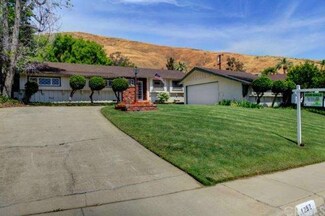 1252 W Edgemont Dr, San Bernardino, CA 92405