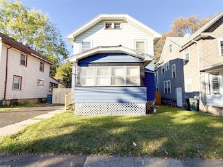 12 Willow St, Rochester, NY 14606