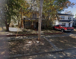 415 S A St, Blackwell, OK 74631