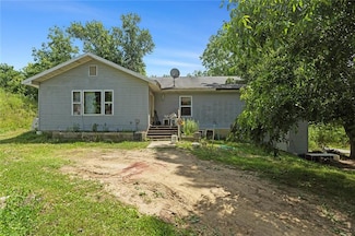 13777 Bohrer Ln, Rayville, MO 64084