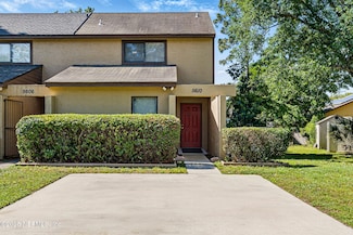 5610 Pinebay Cir S, Jacksonville, FL 32244
