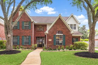 3731 Meadow Spring Dr, Sugar Land, TX 77479