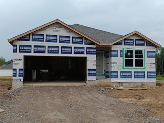 111 Copper Sun Ct, Williamsburg, OH 45176