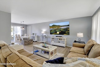 800 Northampton Blvd, Toms River, NJ 08757