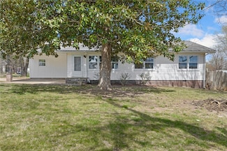 197 Creekview Rd, Harrison, AR 72601