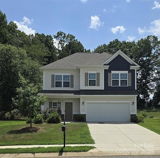 312 Settlers Grove Ln, Salisbury, NC 28146