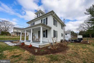 155 S Duke St, Millersville, PA 17551