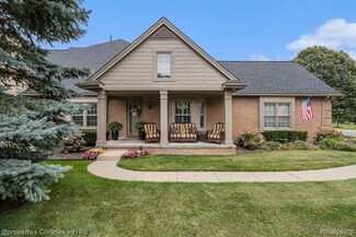 23331 Sawgrass Ct S, South Lyon, MI 48178