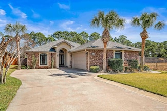 5319 Woodlake Tr, Gulf Breeze, FL 32563